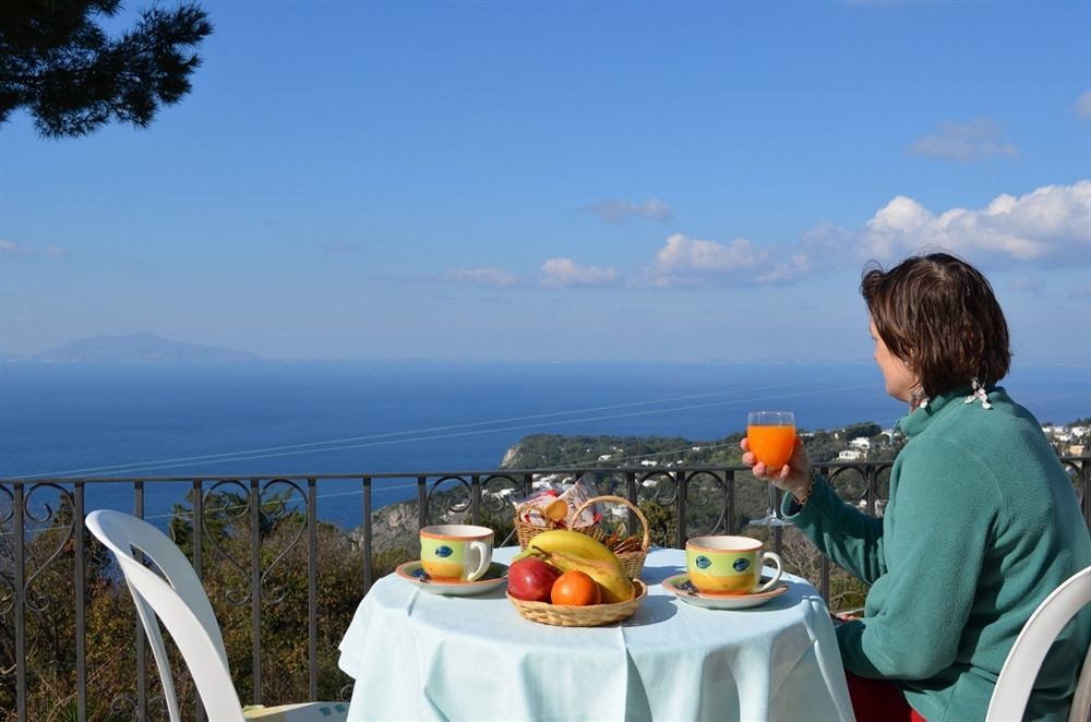 Le Ginestre Di Capri Bb & Holiday House Anacapri Kültér fotó